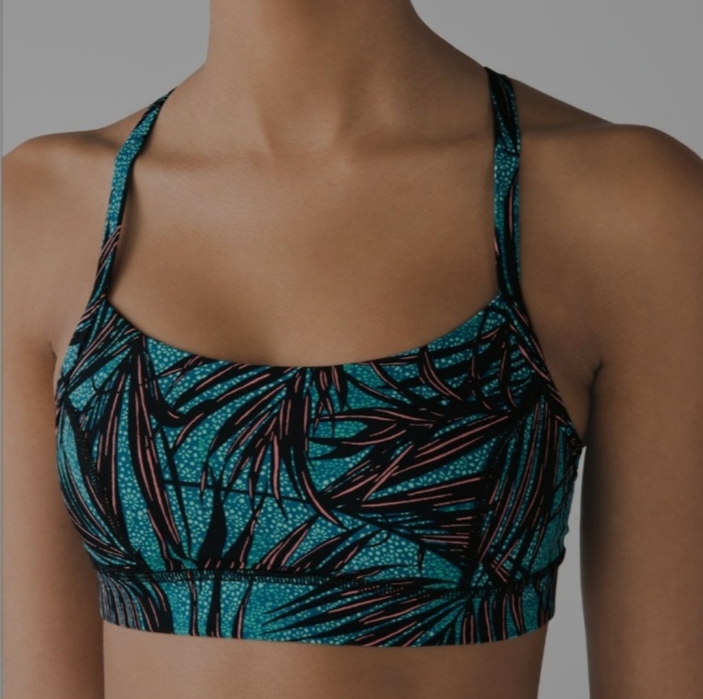 Lululemon Rise and Run Bra Size 4